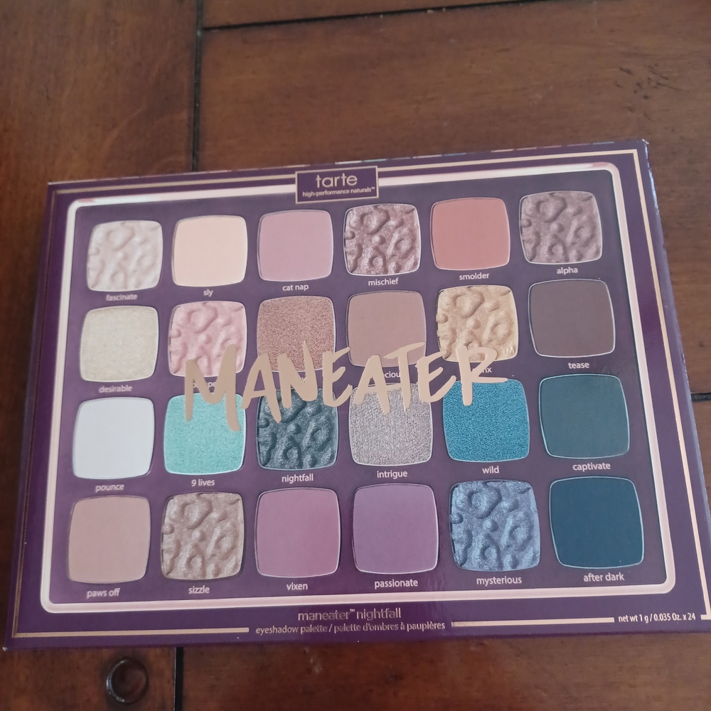 Tarte Maneater Eyeshadow Palette - Bold and Neutral Hues